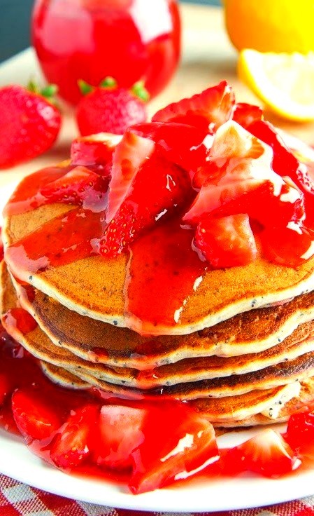 strawberry lemon poppy seed pancakes