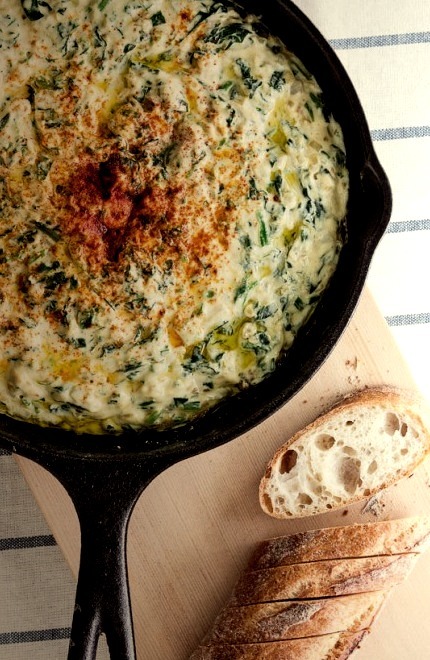 Vegan spinach dip / RecipesourceClick here for more vegan food inspiration!